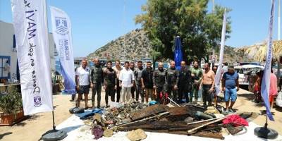 Dibinden 800 kilogram atık çıkarıldı