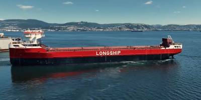 'Longearth' kuru yük gemisi denize indirildi