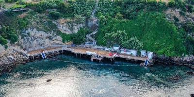 Antalya'nın 5 falez plajında mavi bayrak dalgalanmaya başladı