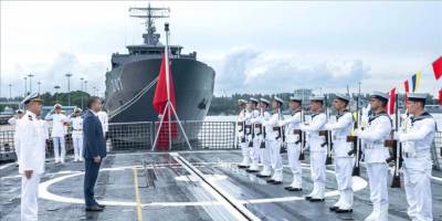 TCG Kınalıada gemisi Singapur'a liman ziyareti yaptı