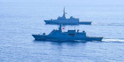 TCG Kınalıada, Mısır Deniz Kuvvetlerine ait gemiyle eğitim gerçekleştirdi