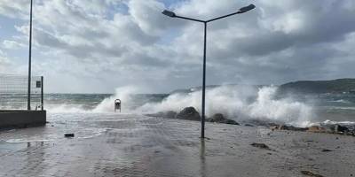 Deniz ulaşımına fırtına engeli