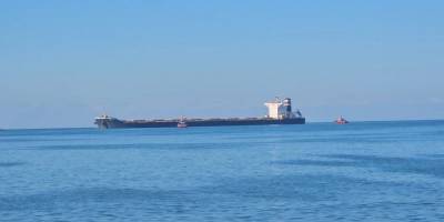 Zonguldak'ta kargo gemisi karaya oturdu