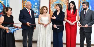 Mavi, seyirle buluştu