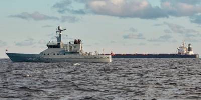 Stockholm, Çin kargo gemisini İsveç karasularına geri dönmeye çağırdı