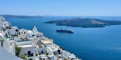 Santorini Adası'nda 30 kilometrelik fay hattı aktif hale geldi