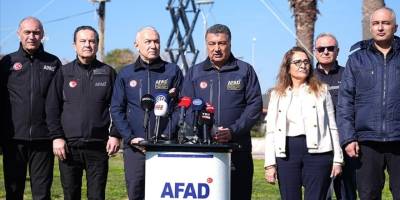 "Ege Denizi'ndeki tsunaminin yıkıcı etkisinin olmayacağını öngörüyoruz"