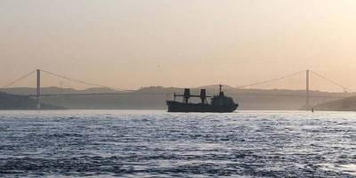 İstanbul Boğazı gemi trafiğine açıldı