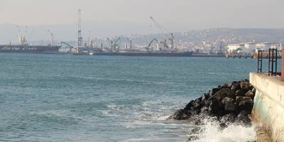 Tekirdağ'da poyraz deniz ulaşımını olumsuz etkiliyor