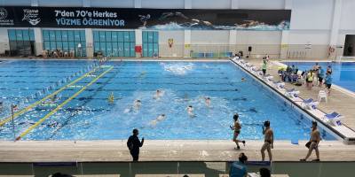 Konya'da Sualtı Hokeyi 24 Yaş Altı, 17 Yaş ve Altı Türkiye Şampiyonası başladı