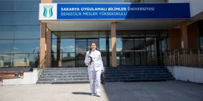 Emekli olduktan sonra kazandığı üniversiteyi bitirip kaptan olmak istiyor