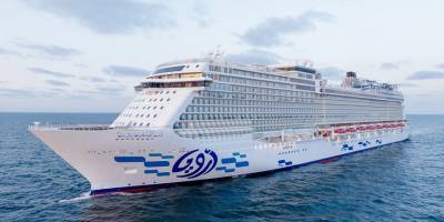 "Aroya" kruvaziyeri 1750 yolcusuyla Bodrum'a geldi