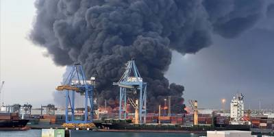 Port Sudan'da Güney Limanı'nda patlama ve yangınlar meydana geldi
