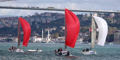 Boğaz’da Yelkenler Umuda Açılıyor