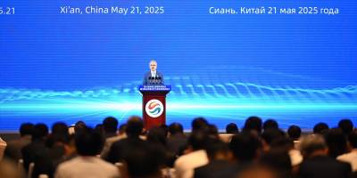 Bakan Uraloğlu, 9. İpek Yolu Uluslararası Fuarı'nın açılışında konuştu: