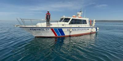 Denize yasa dışı bırakılan 320 ahtapot tuzağına el konuldu