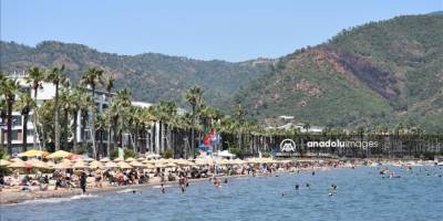 Muğla sahillerinde bayram tatili hareketliliği yaşanıyor