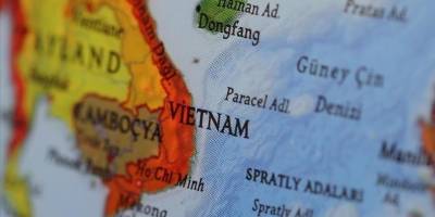 Vietnam Güney Çin Denizi'nde kontrol ettiği adacık ve resifleri genişletti