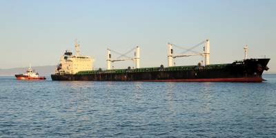 Tekirdağ'da karaya oturan gemi 5'inci günde kurtarıldı