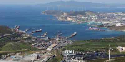 Petkim, limancılık faaliyetlerinden tamamen çekildi