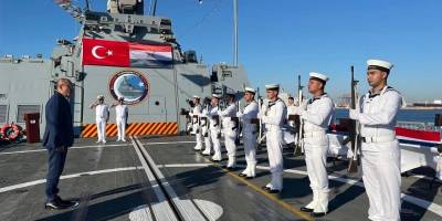 TCG Büyükada Korveti, İskenderiye Limanı’nı ziyaret etti
