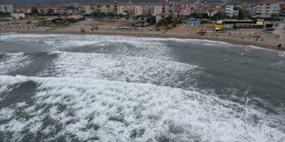 Sakarya ve Zonguldak'ta denize girişler yasaklandı