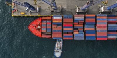 Küresel mal ticareti, gümrük tarife artışları öncesinde büyüme gösterdi