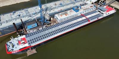 Dünyanın ilk hibrit güneş enerjili iç su gemisi hizmete girdi