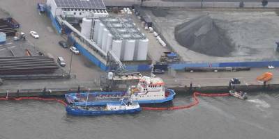 Cuxhaven Limanı'nda İki Gemi Çatıştı