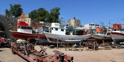 Karadenizli balıkçıların yeni av sezonu için hazırlıkları sürüyor