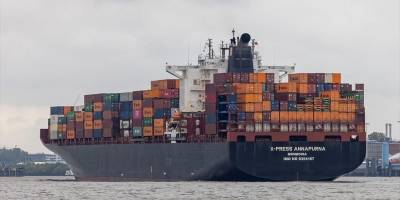 Misrata Limanı'na 304 metrelik konteyner gemisi "Hakuna Matata" demir attı