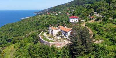 140 yıldır kaptanlara yol gösteriyor