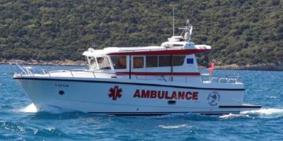 Teknede fenalaşan yaşlı turiste tıbbi tahliye yapıldı