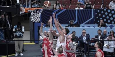 12 Dev Adam yarı finale yükseldi