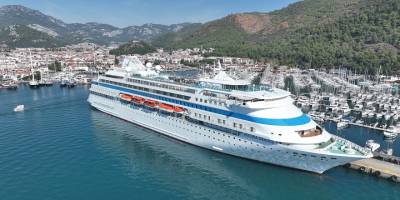 "Astoria Grande" kruvaziyeri Marmaris'te