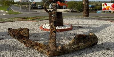 Balıkçıların ağına yaklaşık 3 tonluk tarihi çapa takıldı