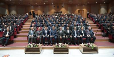 Tamer Kıran, BANÜ öğrencilerinin Üniforma Giyme ve Bröve Takma Töreni’ne katıldı