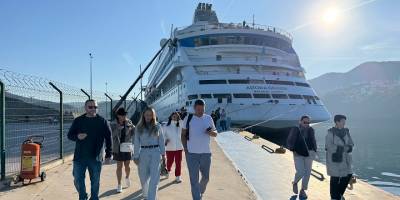 "Astoria Grande" 621 yolcusuyla Rusya'dan Amasra'ya geldi