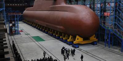 Kuzey Kore nükleer enerjiyle çalışan ilk denizaltısını tanıttı