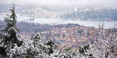 İstanbul'da kar ulaşımda olumsuzluklara neden oluyor