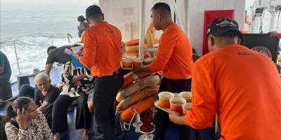 Filipinler'de 359 kişiyi taşıyan feribot battı