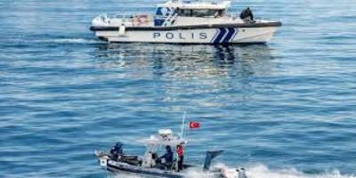 Samsun'da kaçak midye avlayan 9 kişiye 317 bin 536 lira para cezası verildi