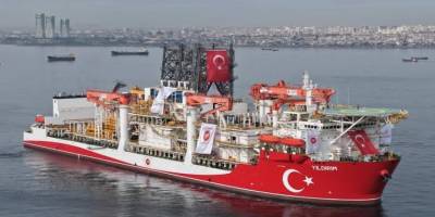 Ultra derin deniz sondaj gemisi "Yıldırım" Filyos Limanı'nda