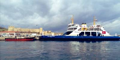 Bozcaada feribot hattında 2 sefer iptal edildi