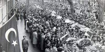 Tahir Büyükakın’dan Üsküdar Faciası Mesajı