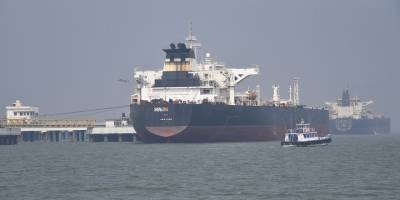 Hürmüz Boğazı’ndan Geçerek Hindistan’a Giden İlk Petrol Tankeri Mumbai’ye Ulaştı